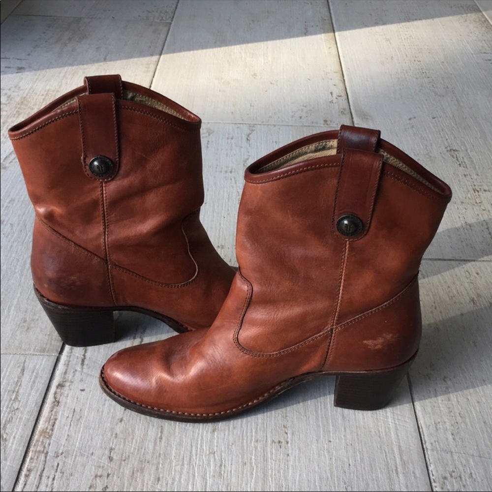 Frye Melissa Button Boots ankle with heel